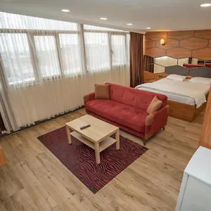 216 Hill Стамбул